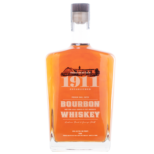 MAPLE BOURBON by SYRACHA’CUSE infused with 1911 bourbon whiskey to deliver satisfying heat and smooth flavor (Seasonal)